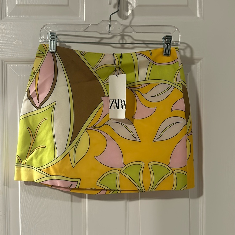 Zara Yellow, Pink & Green Floral Mini Skirt